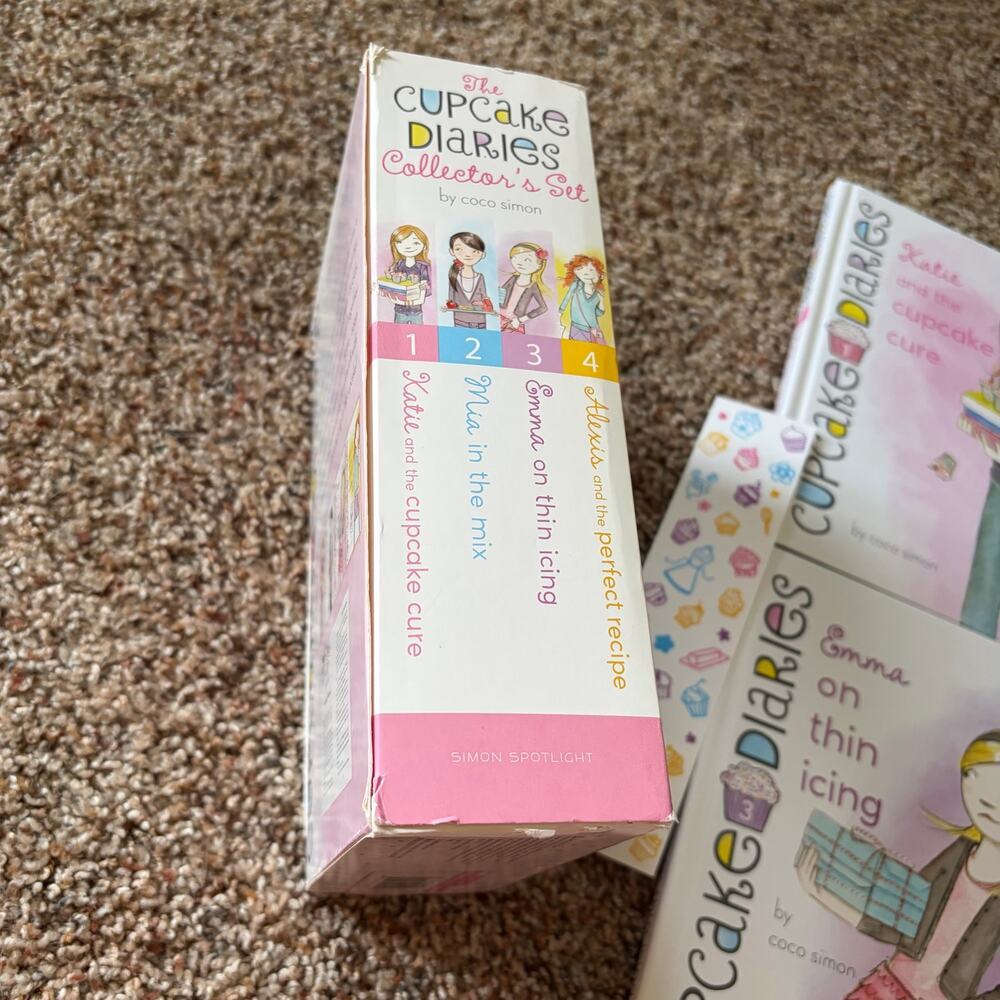The Cupcake Diaries Collection Books 1-4 Coco Simon Boxed Set Middle School - Picture 3 of 3